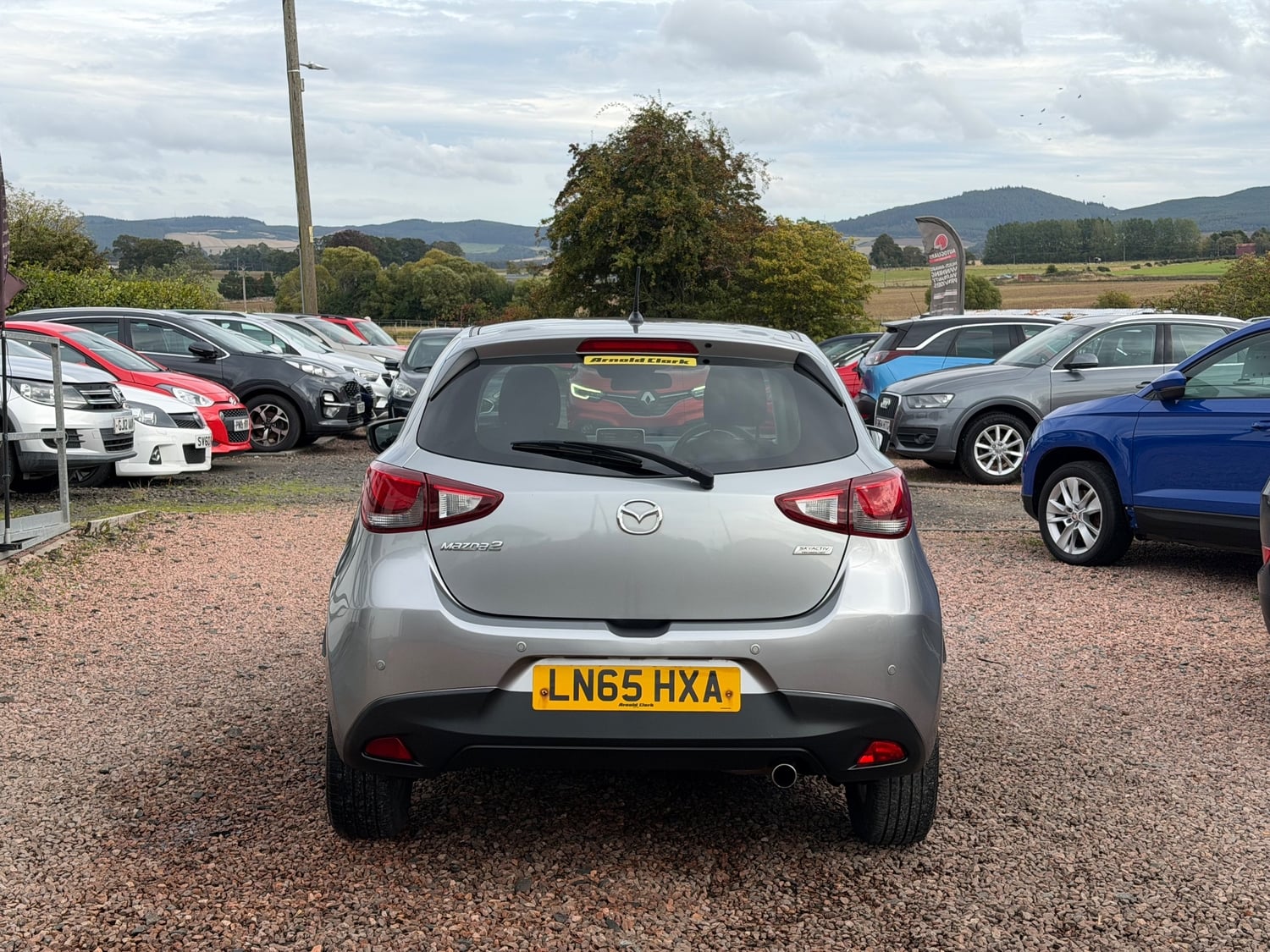 Mazda Mazda2 2015 - Cars