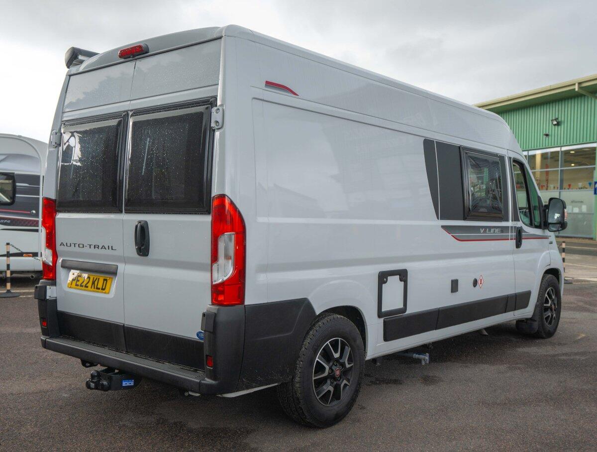 Auto-Trail V-Line 669 Newark