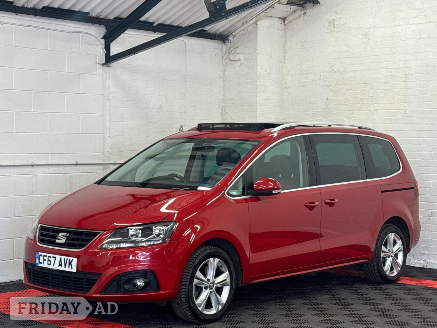 SEAT Alhambra 2017 - Cars