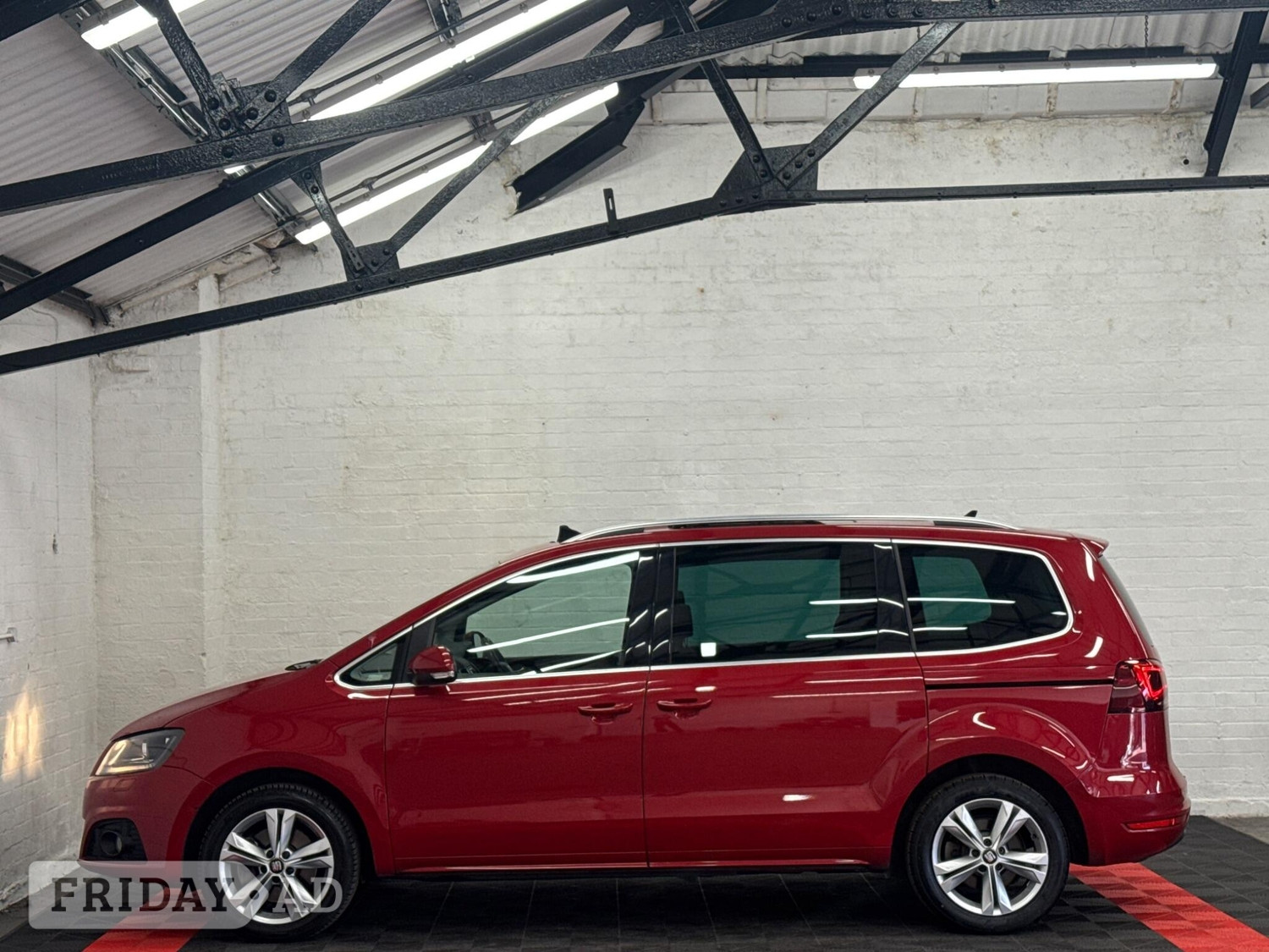 [ berth ]SEAT Alhambra
