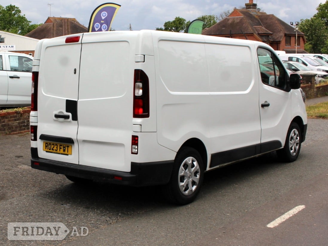 Renault Trafic 2023 - Vans & Commercial Vehicles