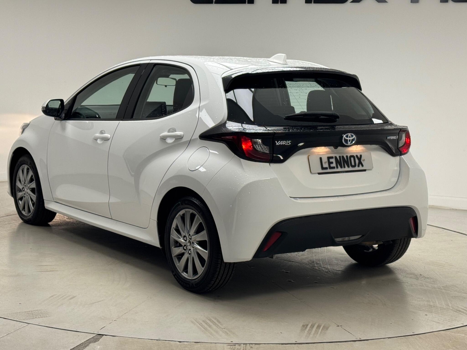 Toyota Yaris 2023 - Cars in Brent