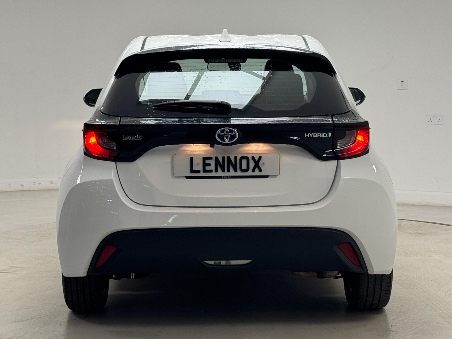 Toyota Yaris 2023 - Cars
