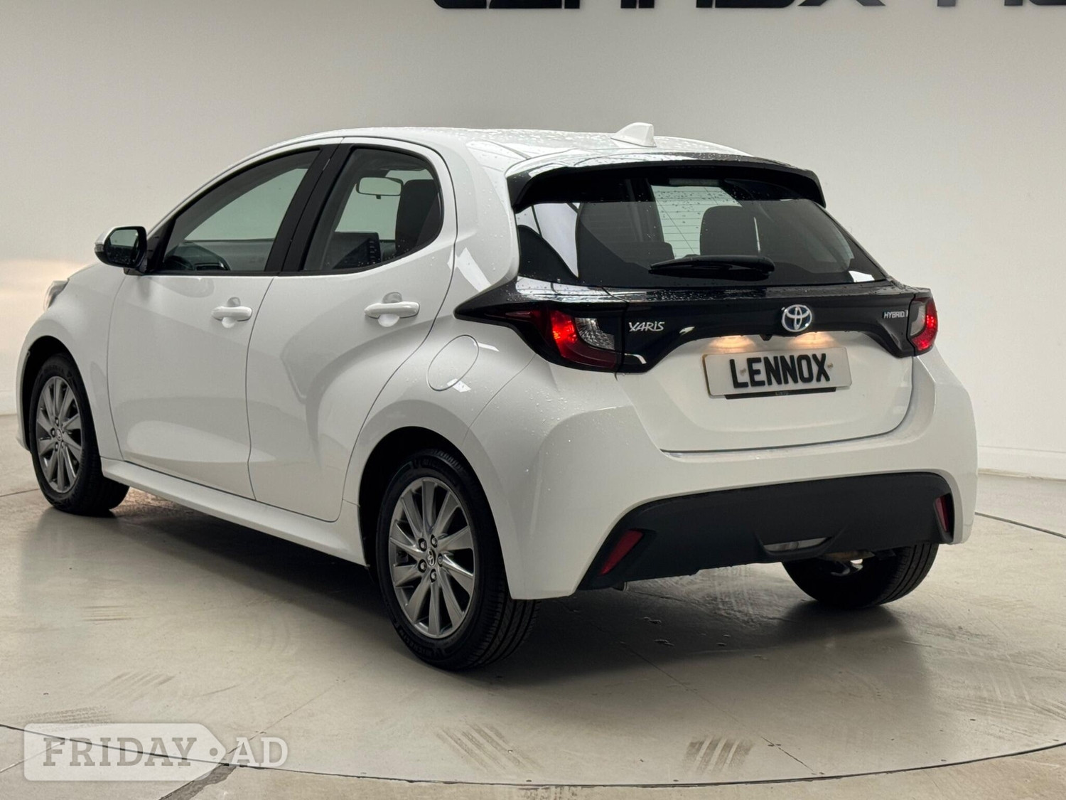 Toyota Yaris 2023 - Cars in Brent
