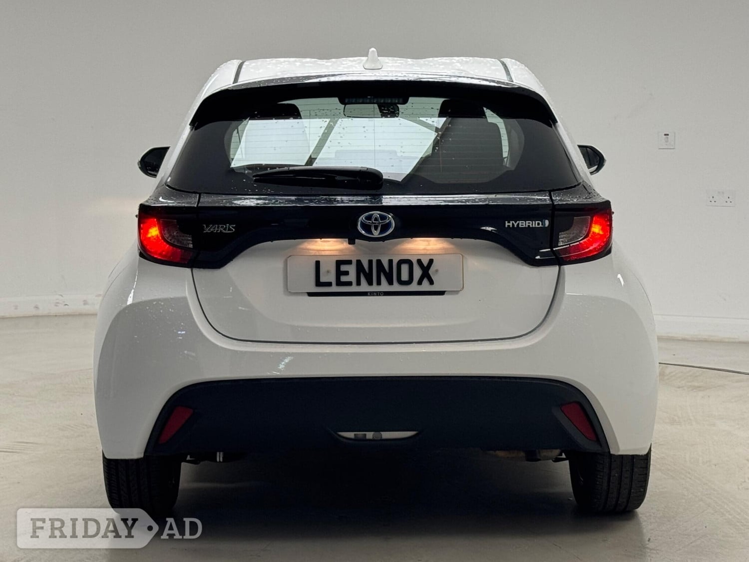 Toyota Yaris 2023 - Cars
