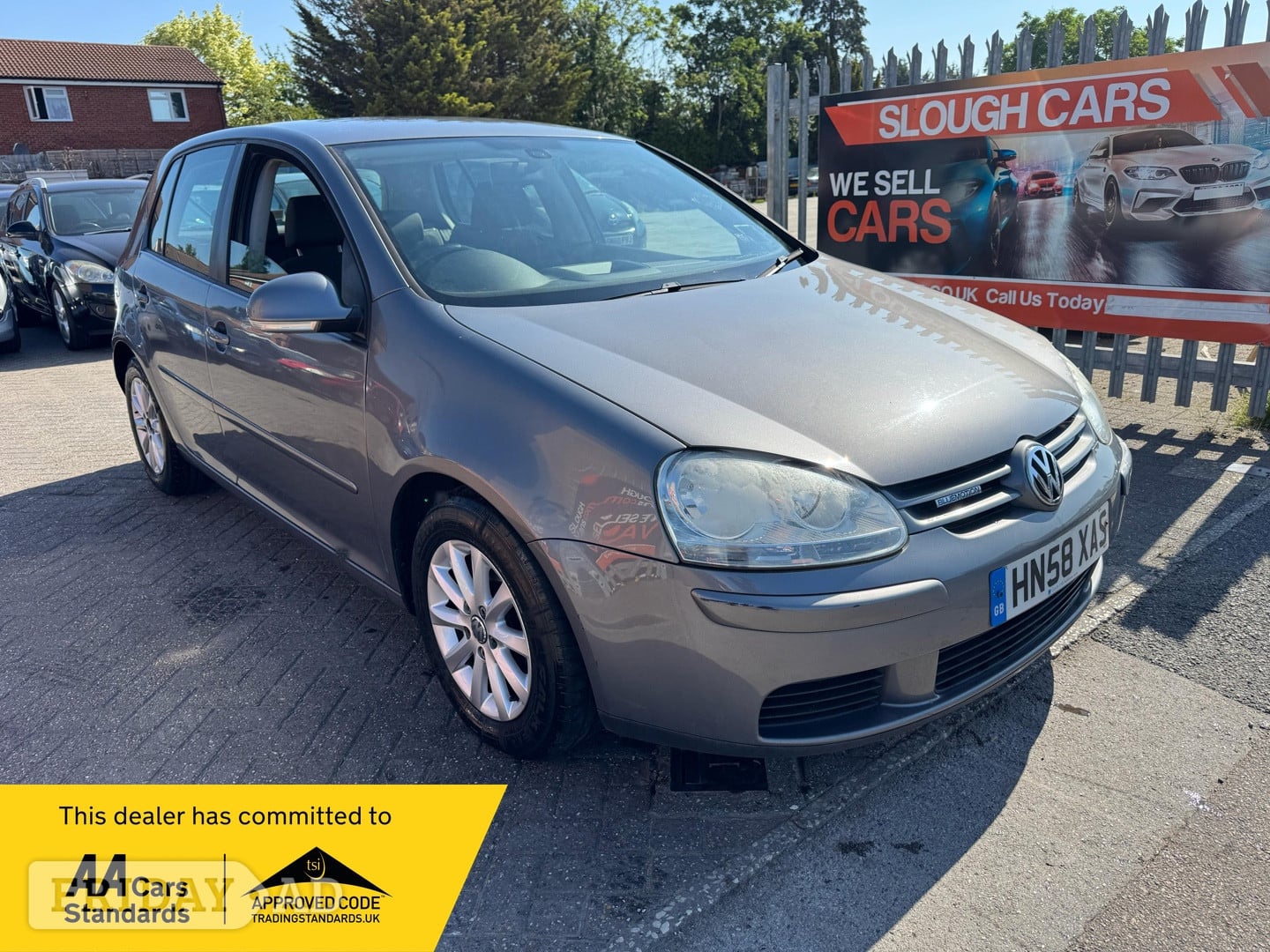 Volkswagen Golf 2009 in Slough