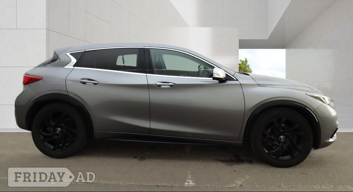 Infiniti Q30 2016 - Cars in Bristol