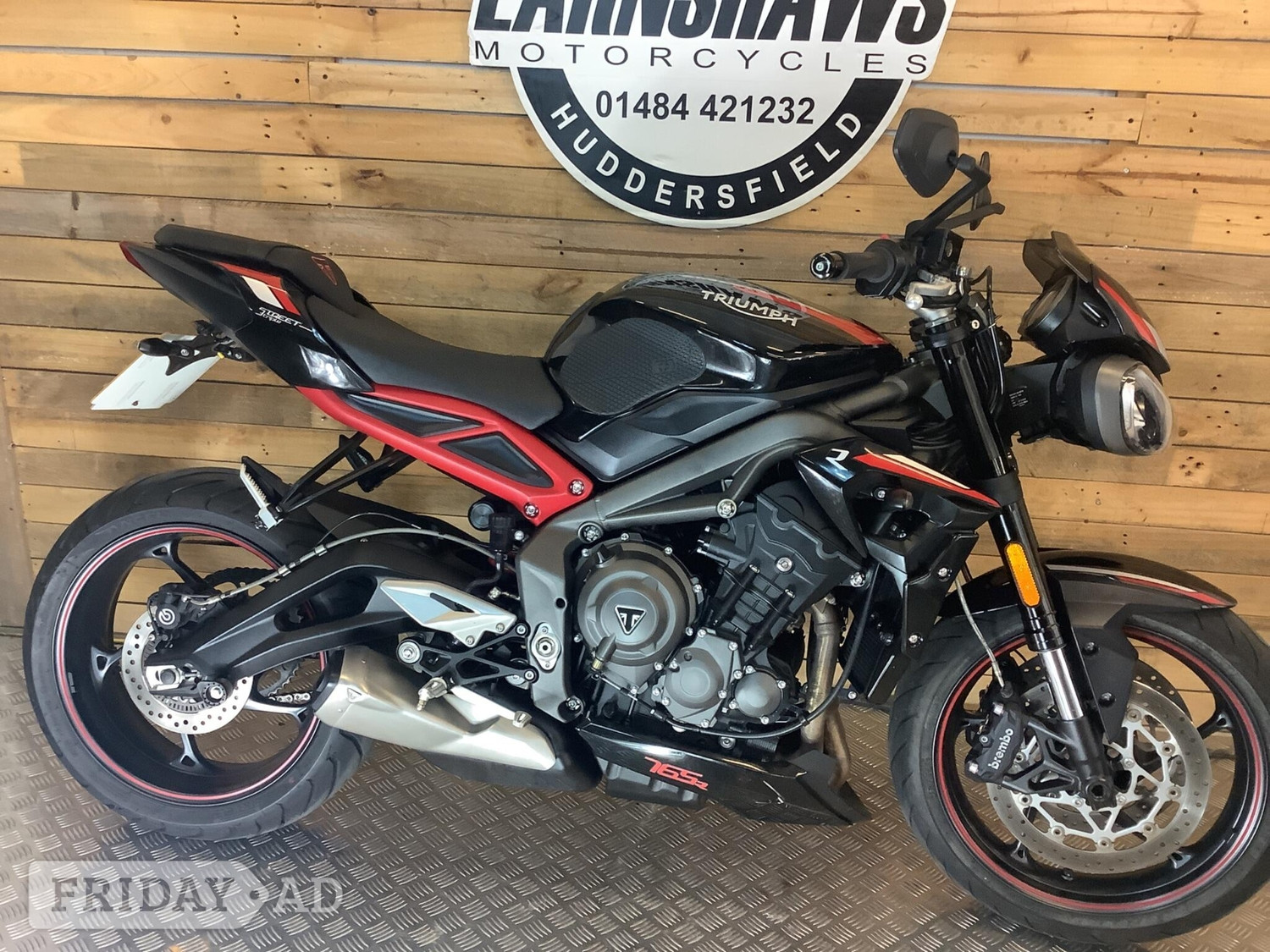 Triumph Street Triple 2021 in Huddersfield