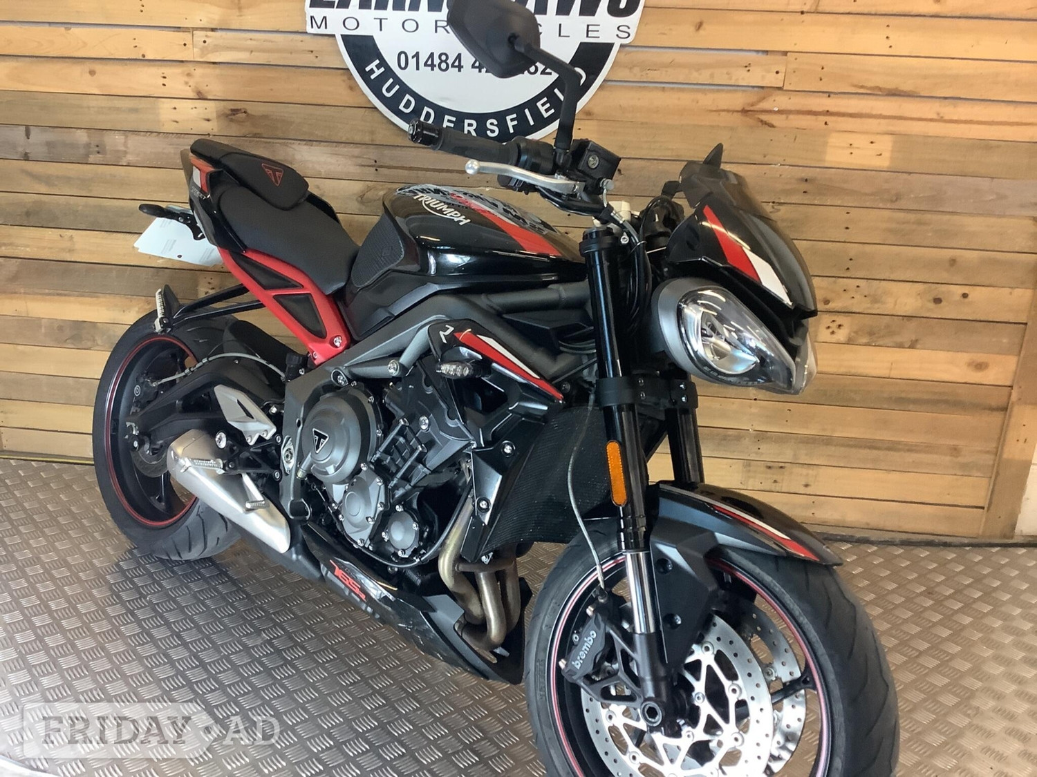 [ berth ]Triumph Street Triple