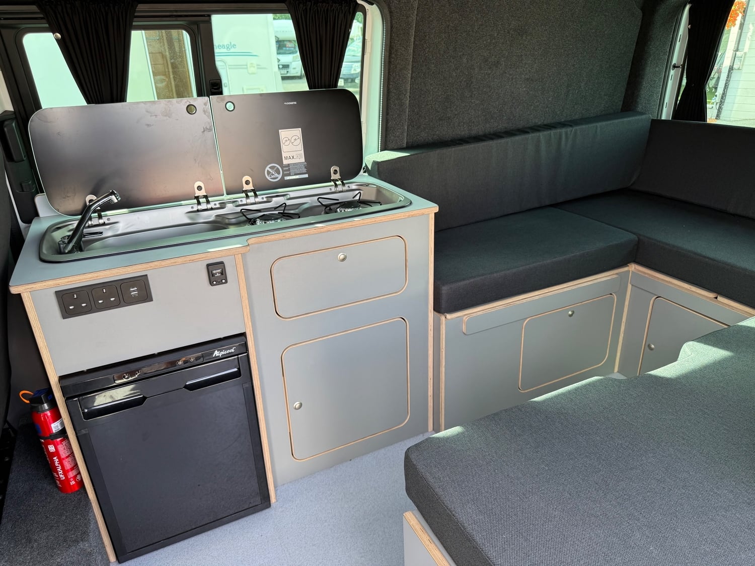 Volkswagen Transporter 2016 - Motorhomes & Caravans