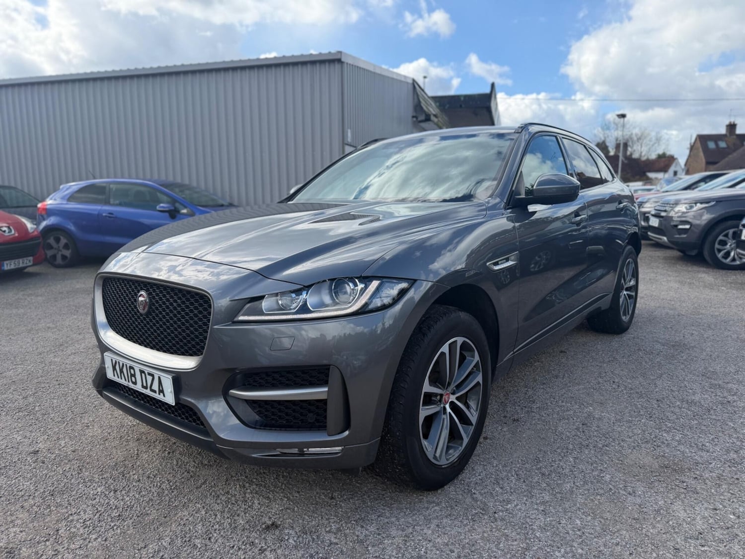 Jaguar F-Pace 2018 - Cars in Crawley