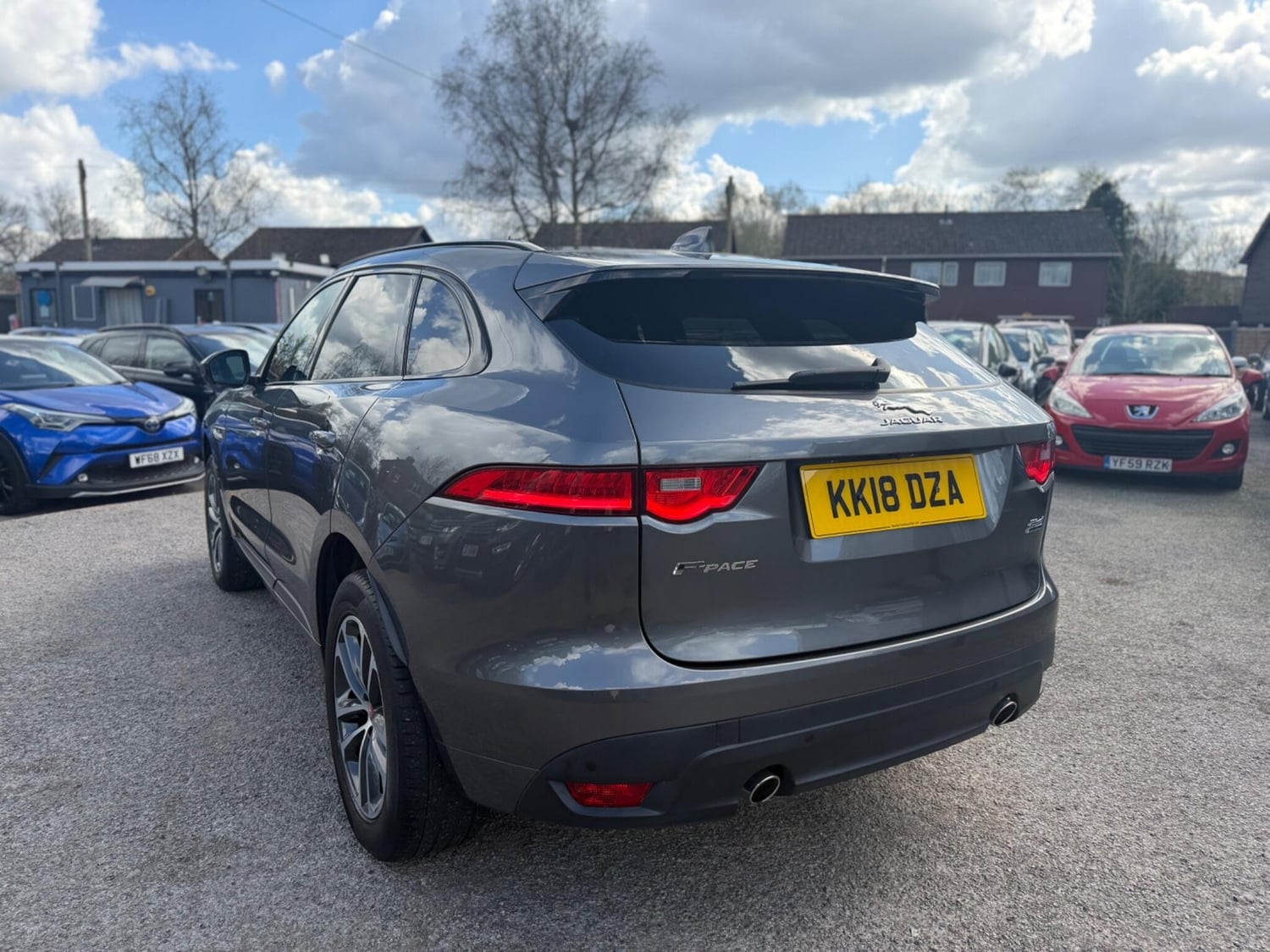 Jaguar F-Pace 2018 - Cars