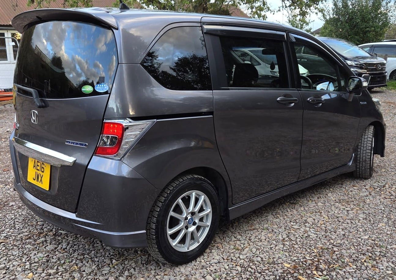 Honda Freed 2016 - Cars in March