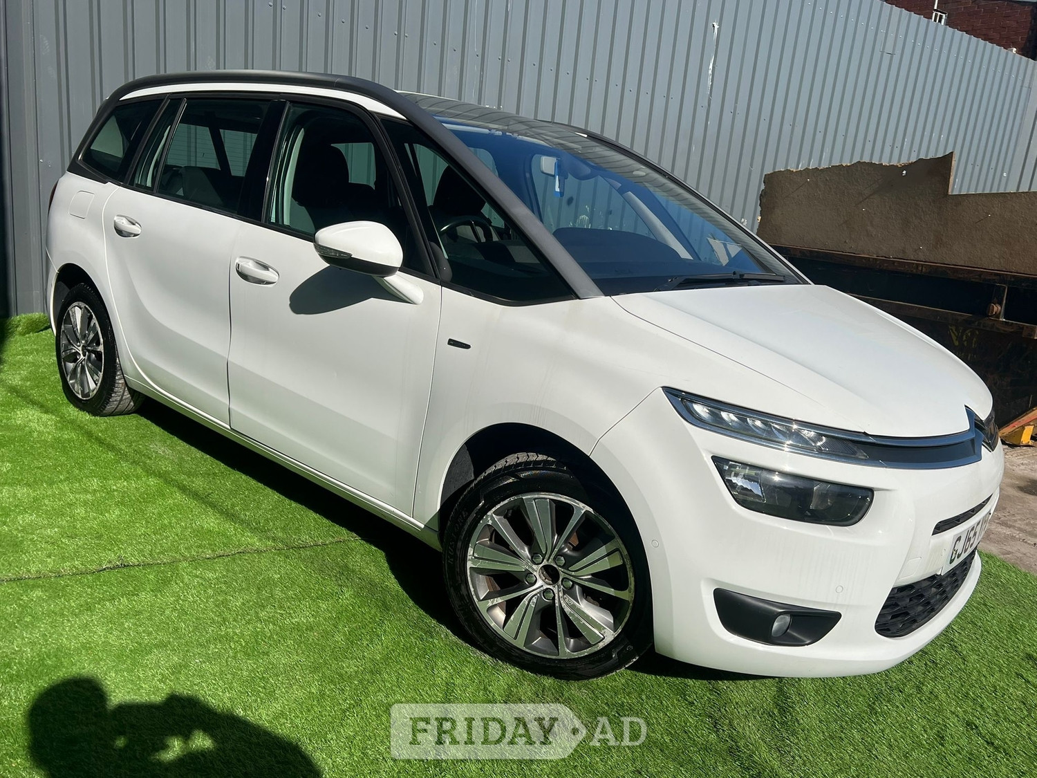 Citroen Grand C4 Picasso 2015 - Cars in Oldbury