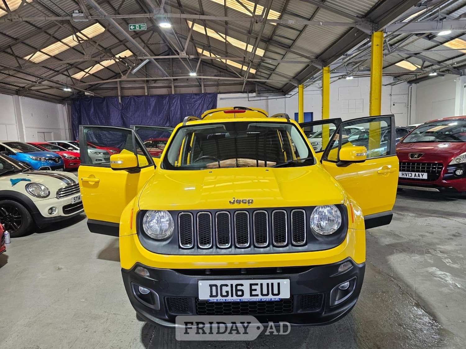 Jeep Renegade 2016 - Cars in Pontypridd