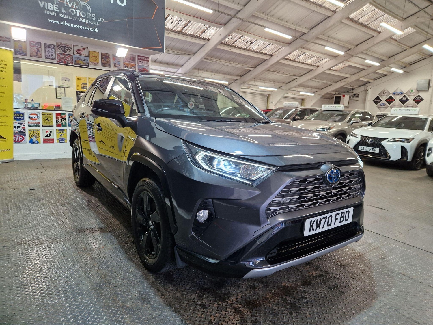 Toyota RAV4 2020 - Cars in Harrow