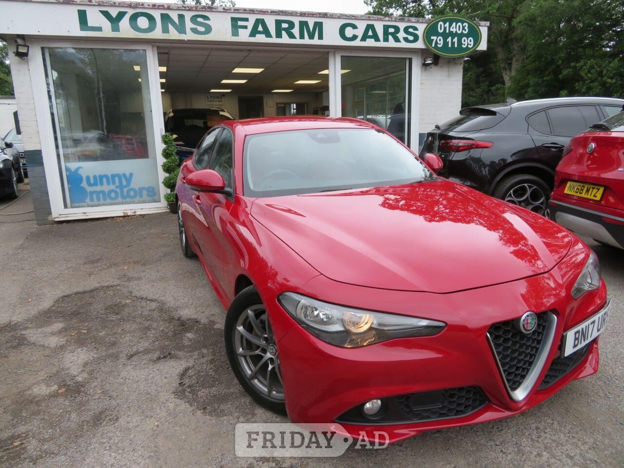 2017 Alfa Romeo GIULIA 2.0T Super Saloon 4dr Petrol Auto Euro 6 (s/s) (200 ps) NAV + SENSORS + DAB + CLIMATE in Horsham