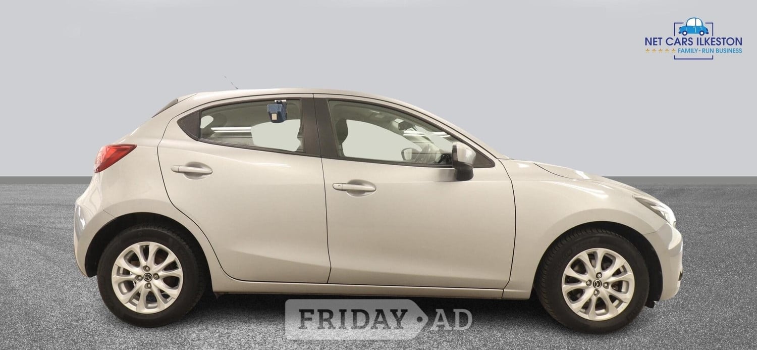 Mazda Mazda2 2015 - Cars