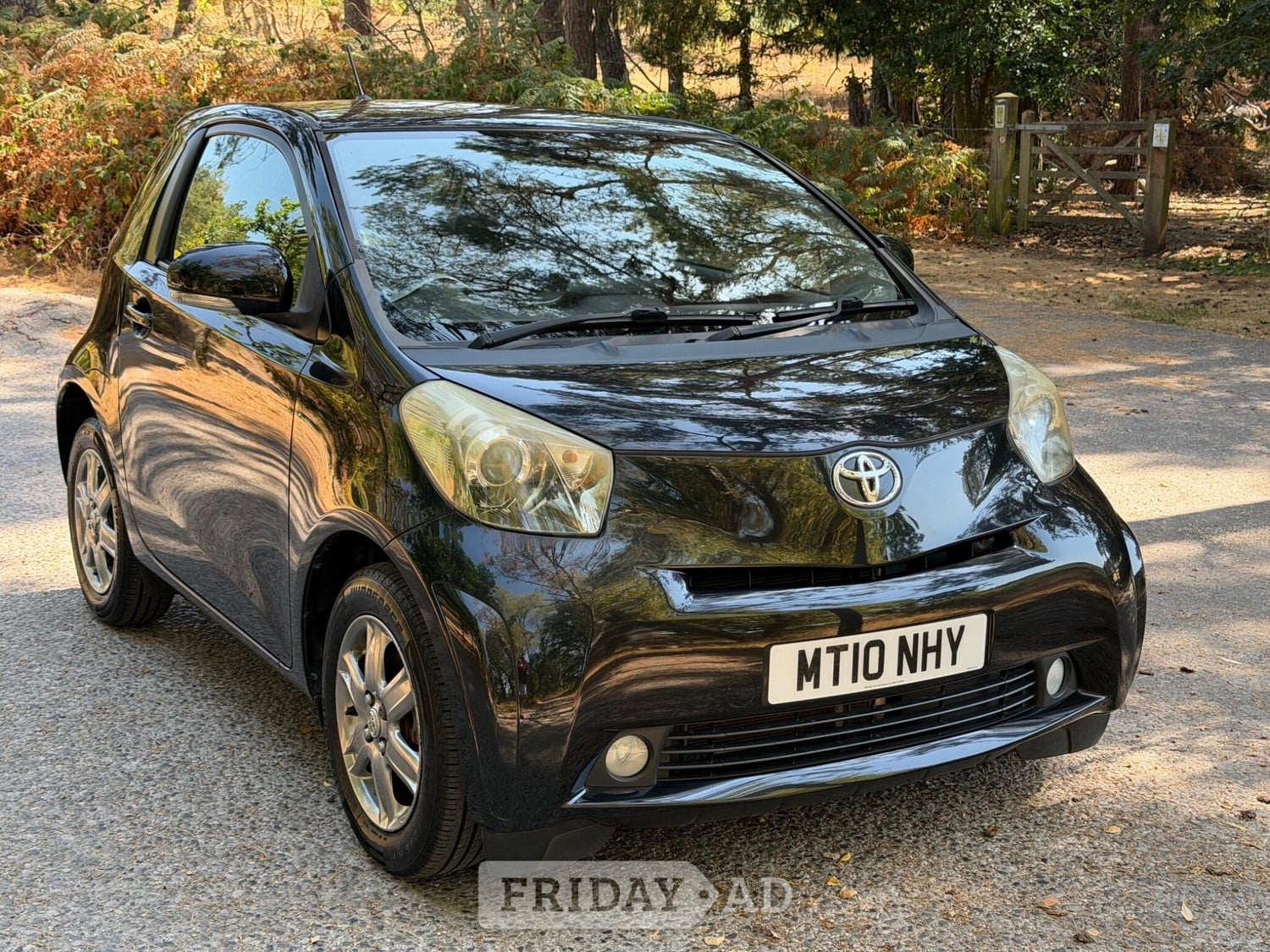 Toyota IQ 2010 - Cars in Ringwood