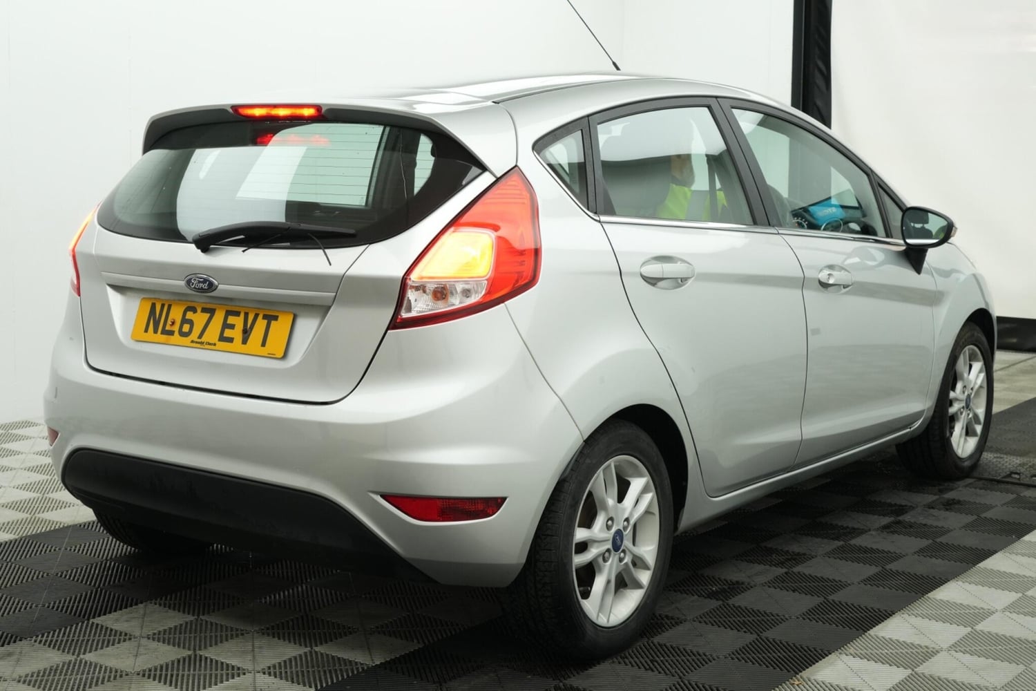 2017 Ford Fiesta 1.25 Zetec Euro 6 5dr - Cars in Lewes