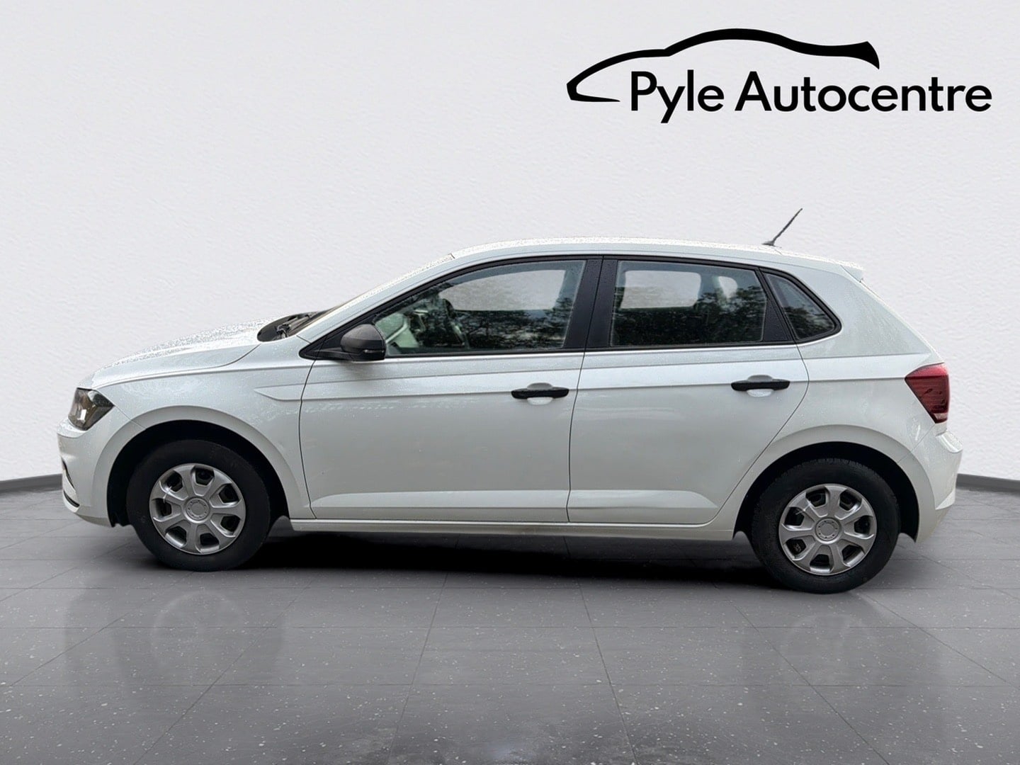 Volkswagen Polo 2018 - Cars in Bridgend
