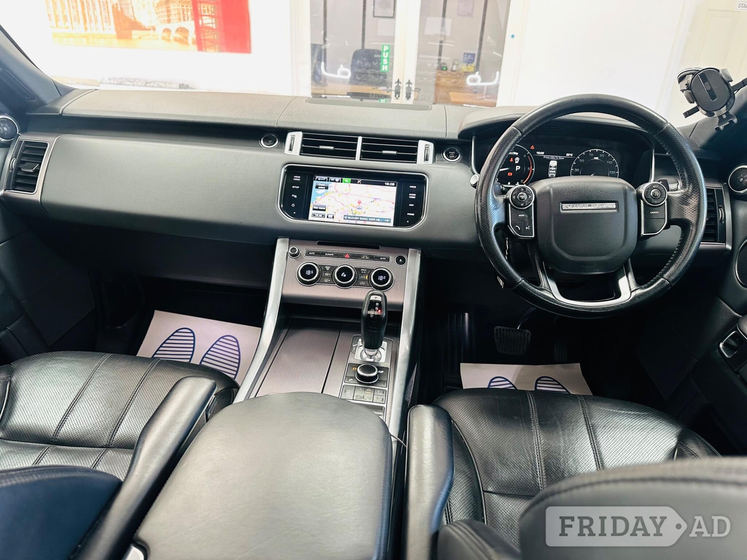 [ berth ]Land Rover Range Rover Sport