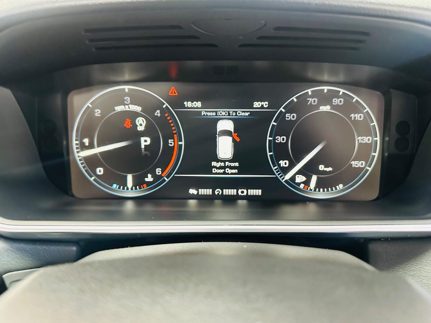 Land Rover Range Rover Sport 2014 - Cars in Iver