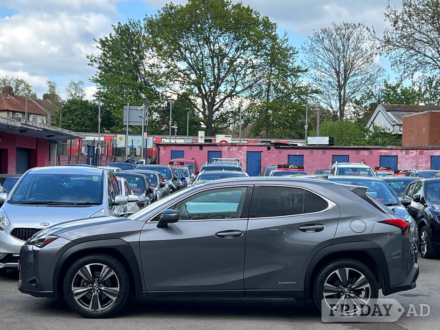 Lexus UX 2019 - Cars in Brent