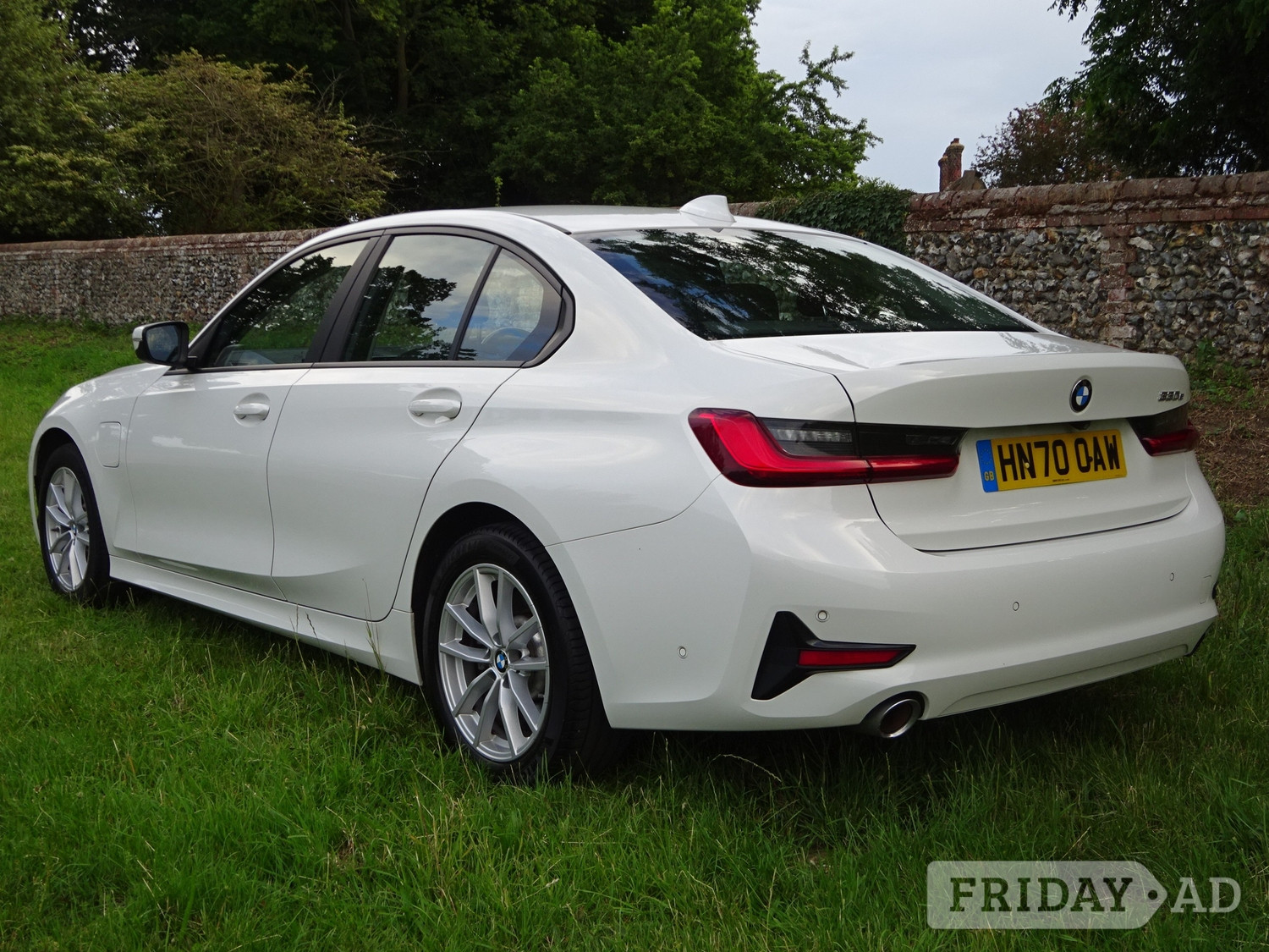 [ berth ]BMW 3 Series