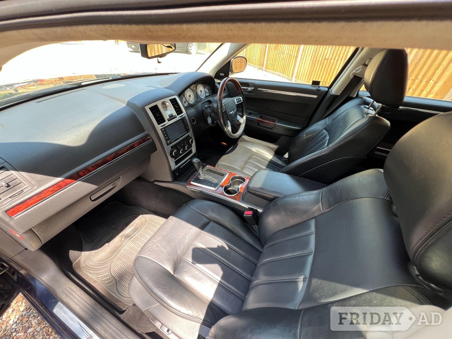 Chrysler 300C 2009 - Cars in Cranleigh