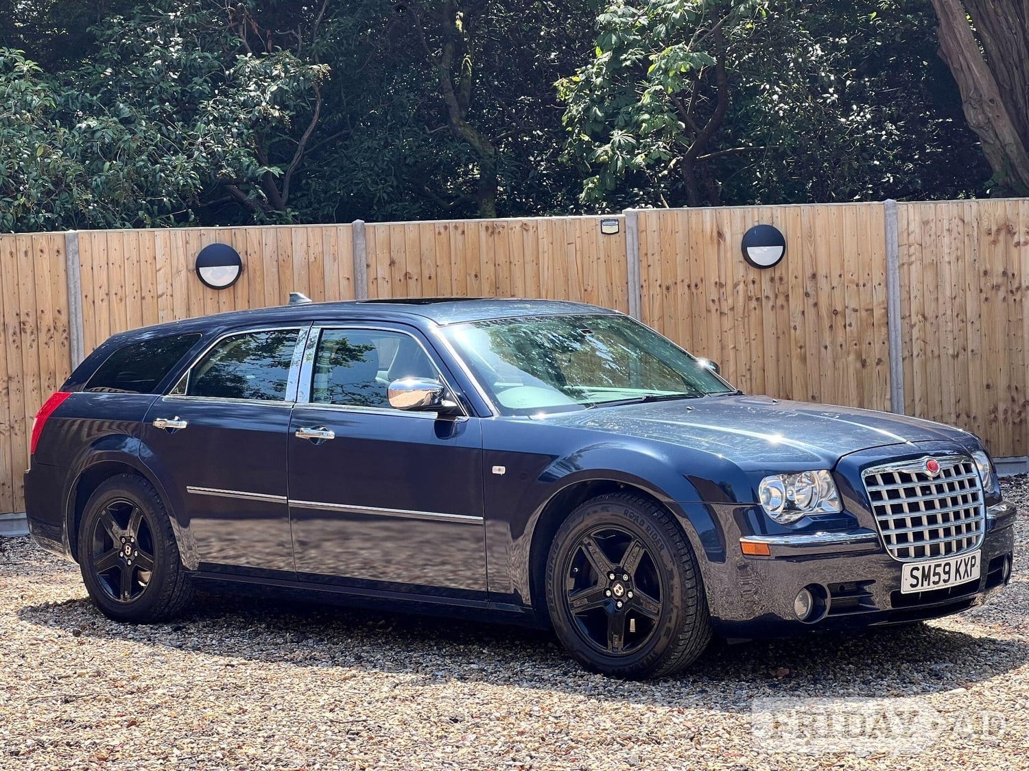 Chrysler 300C 2009 in Cranleigh