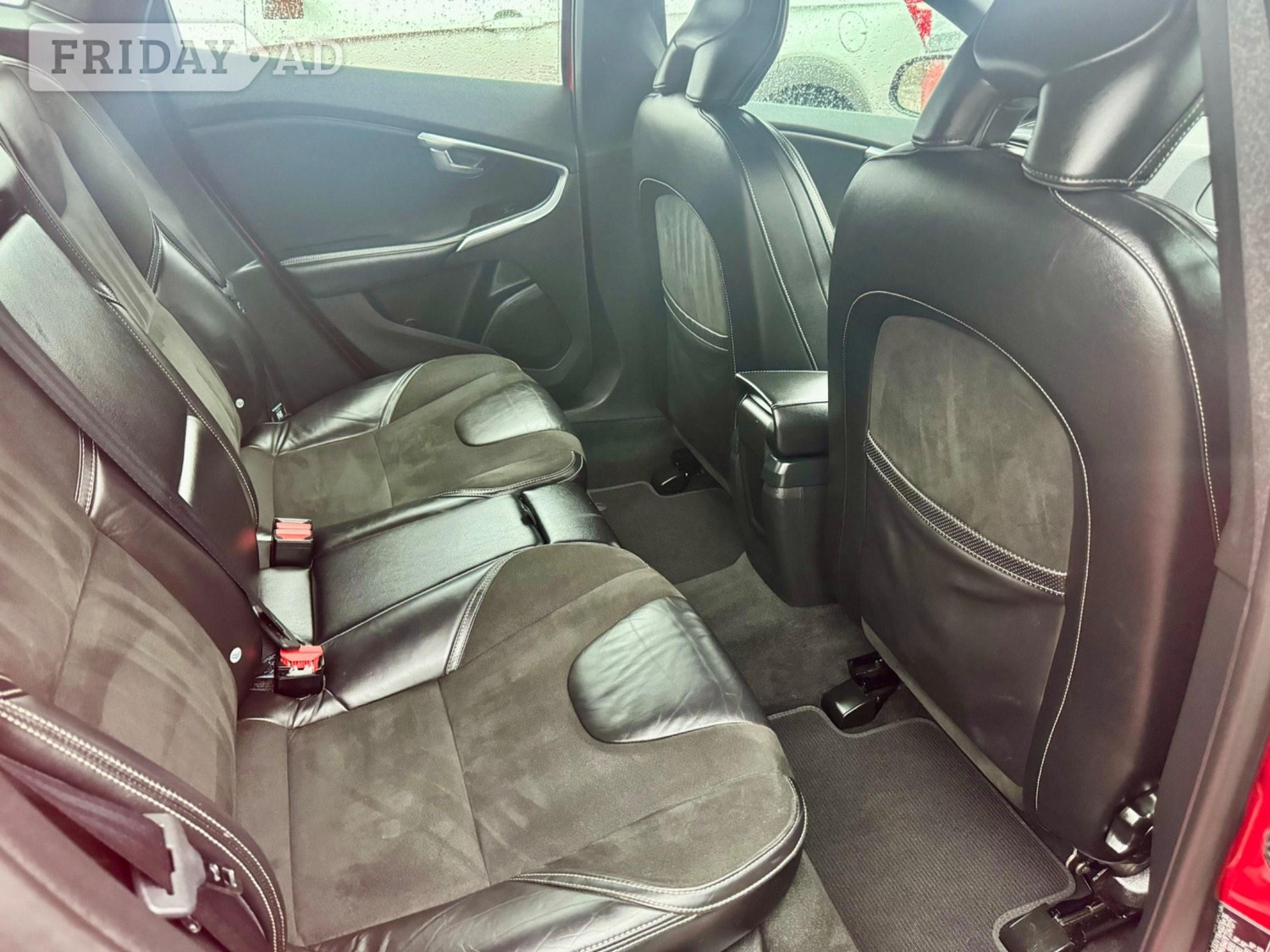 Volvo V40 2015 - Cars