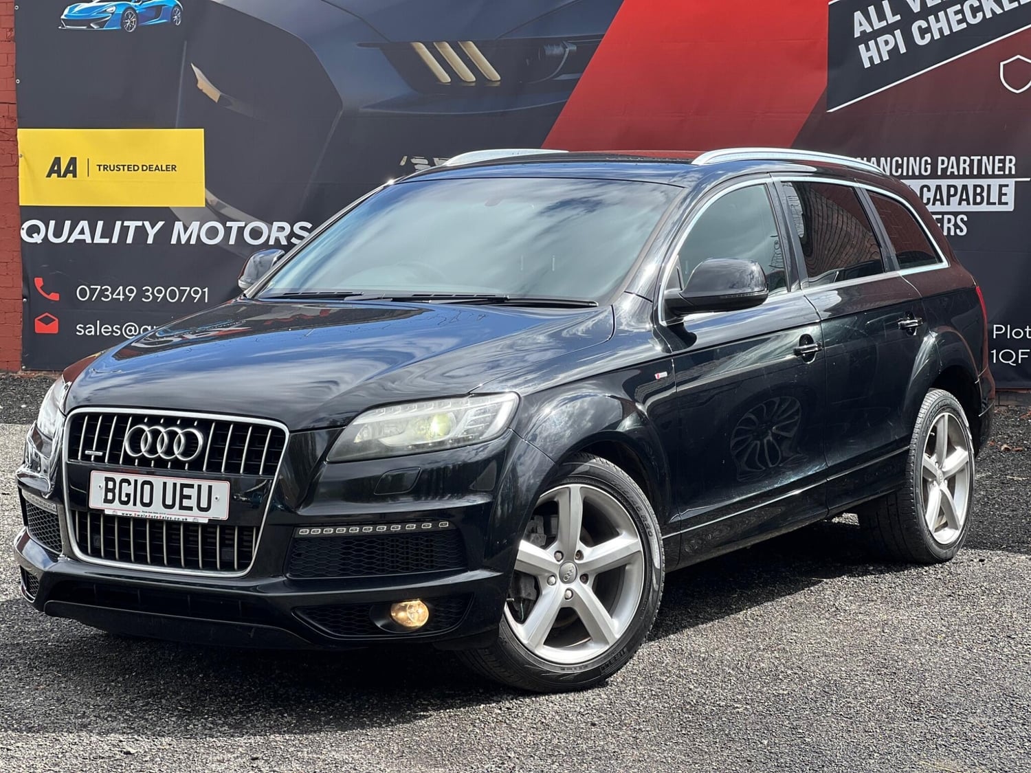 Audi Q7 2010 - Cars in Stalybridge