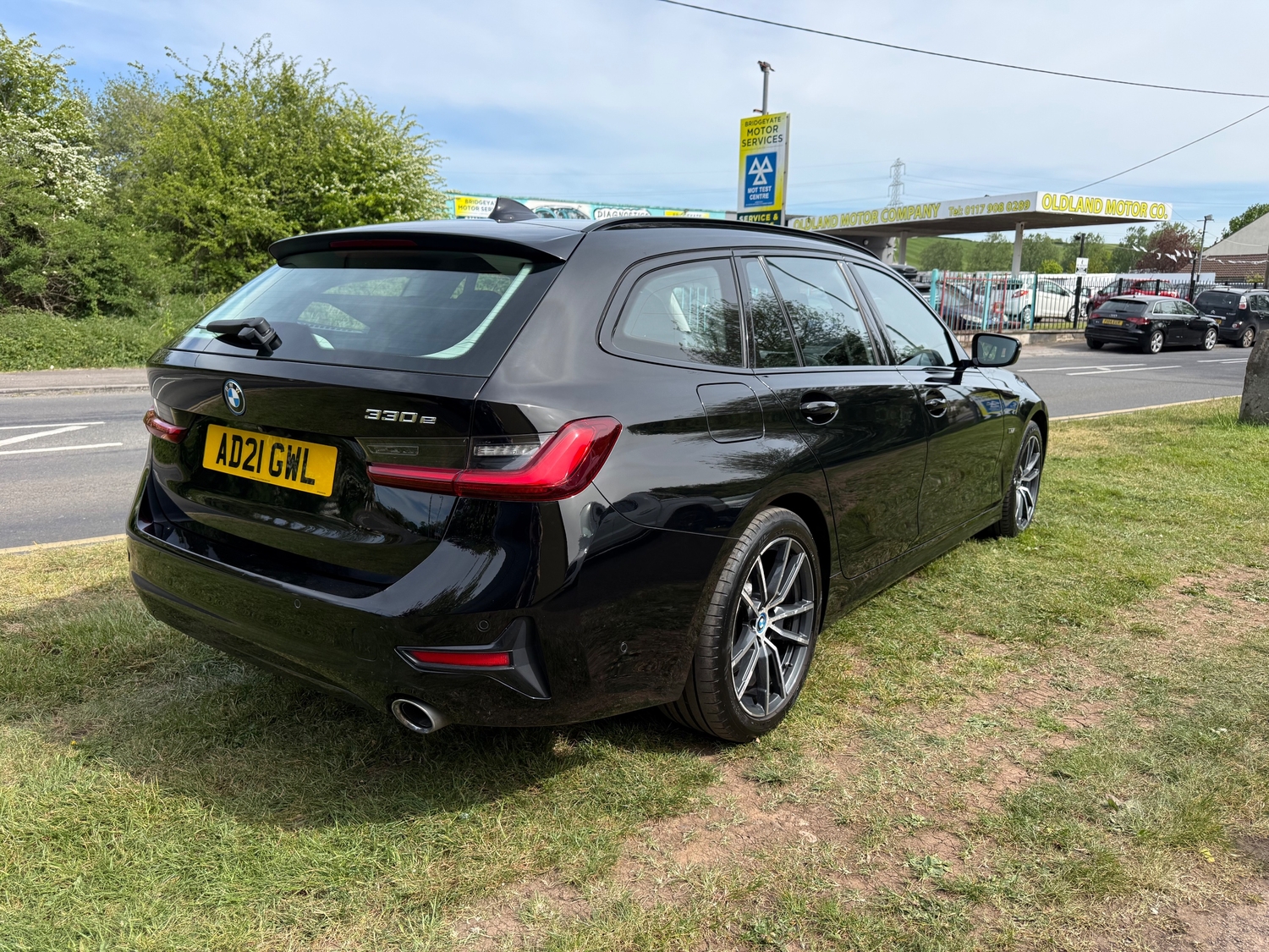 [ berth ]BMW 3 Series
