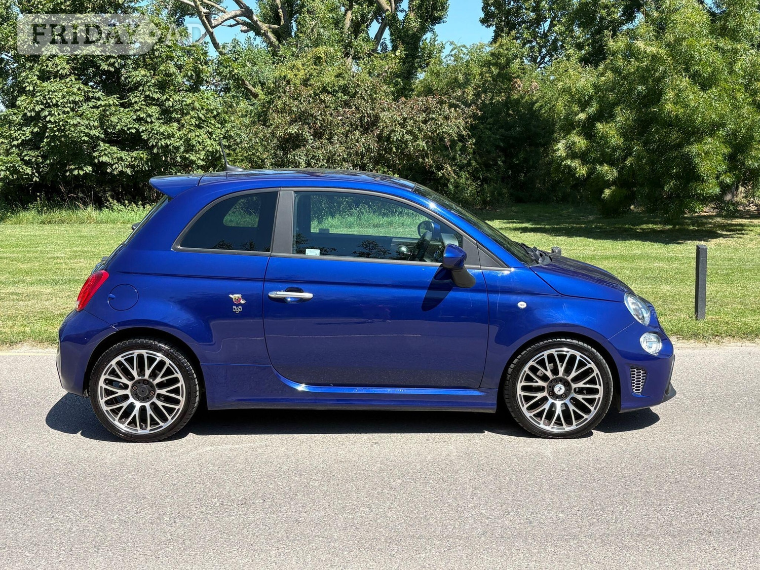 [ berth ]Abarth 595