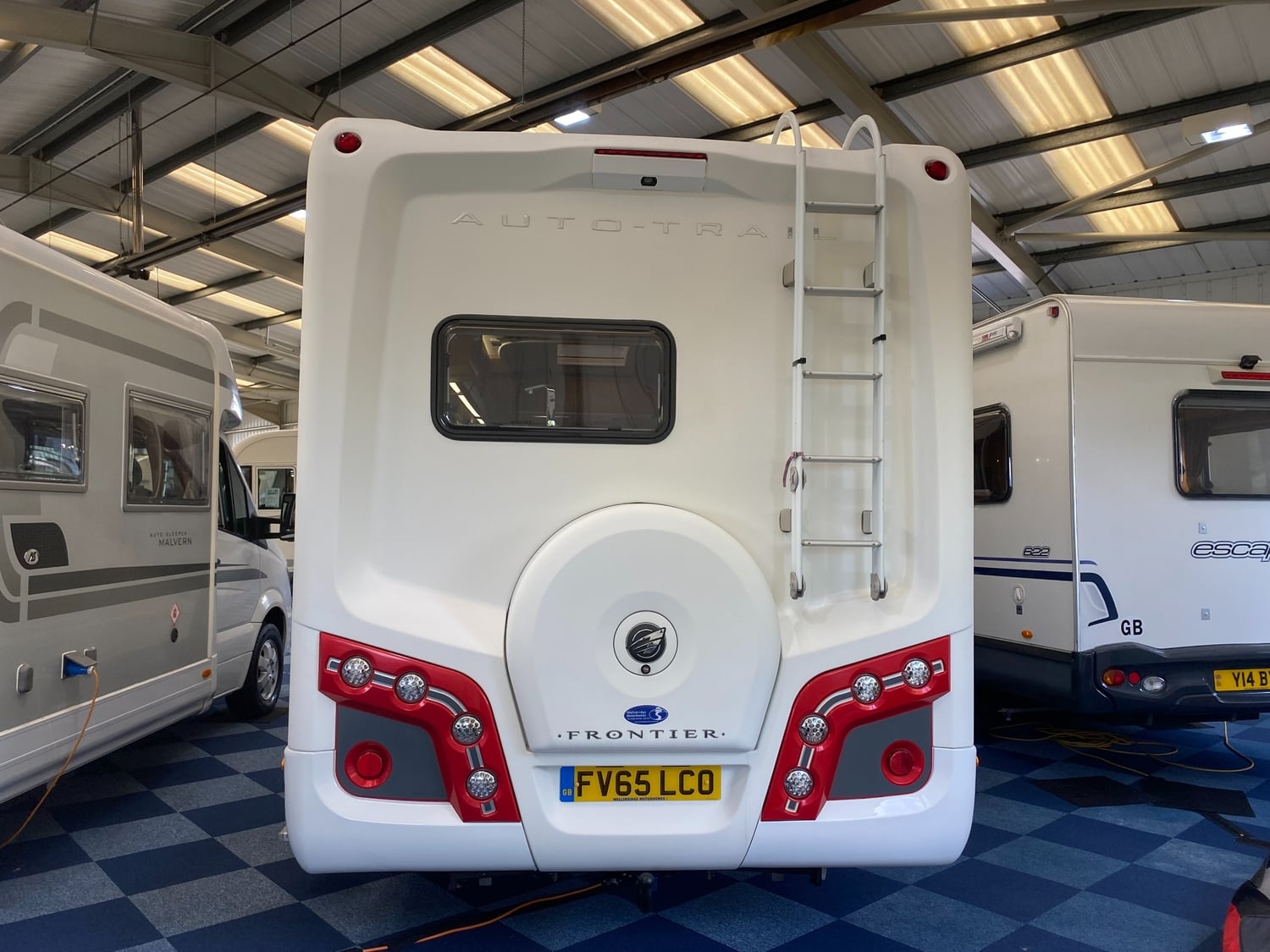 [ berth ]Auto-Trail Navajo