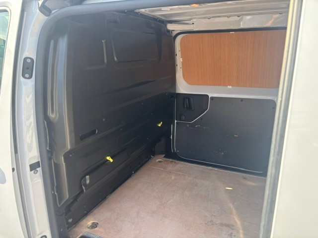 Peugeot Expert 2022 - Vans & Commercial Vehicles