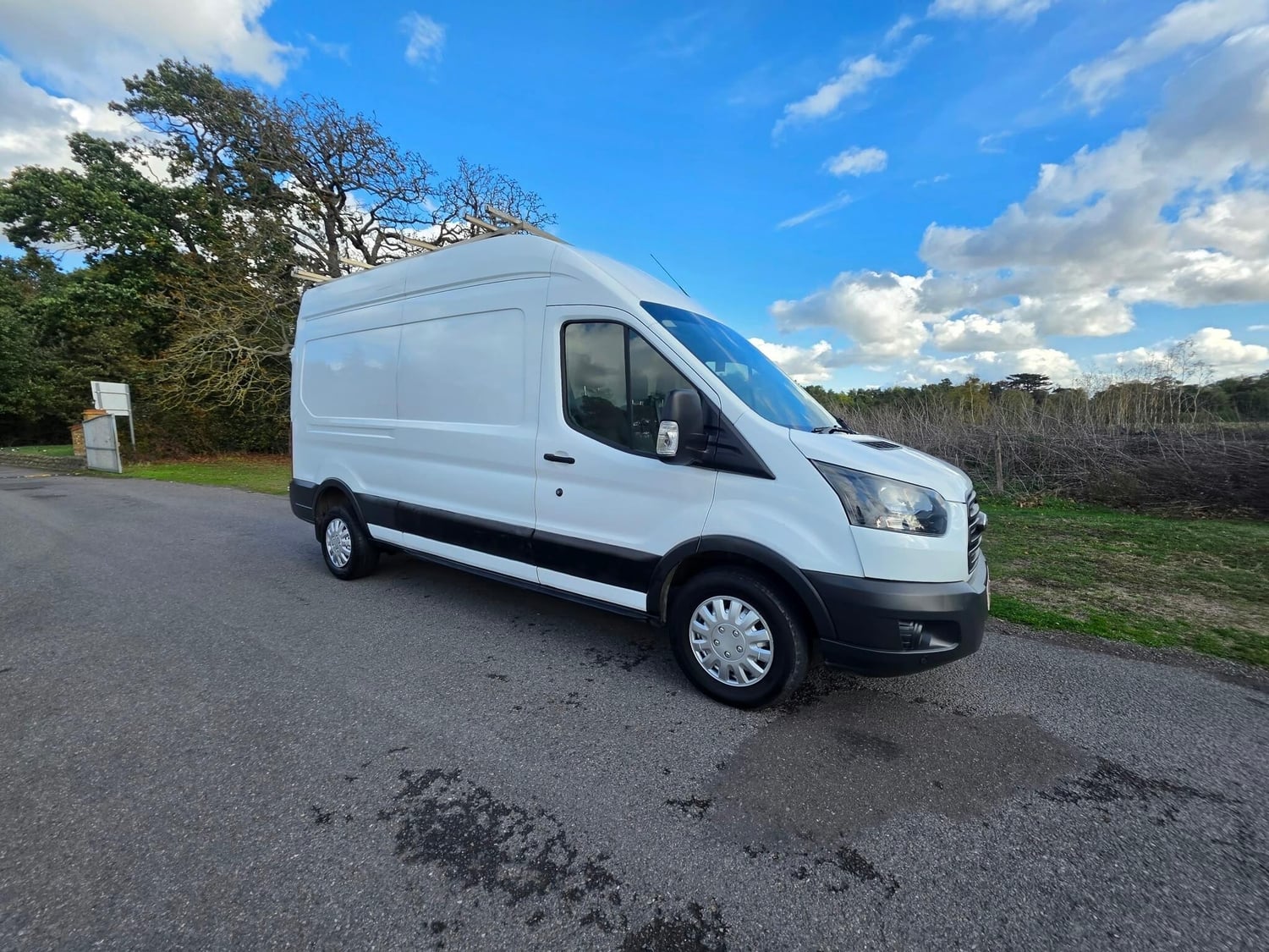 [ berth ]Ford Transit