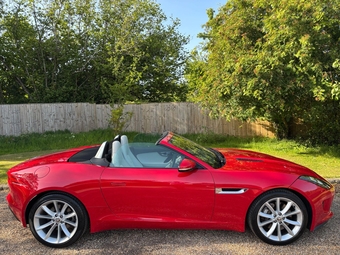 Jaguar F-Type 2013