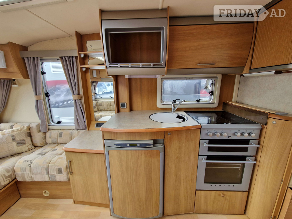 [4 berth ]Swift Conqueror 655