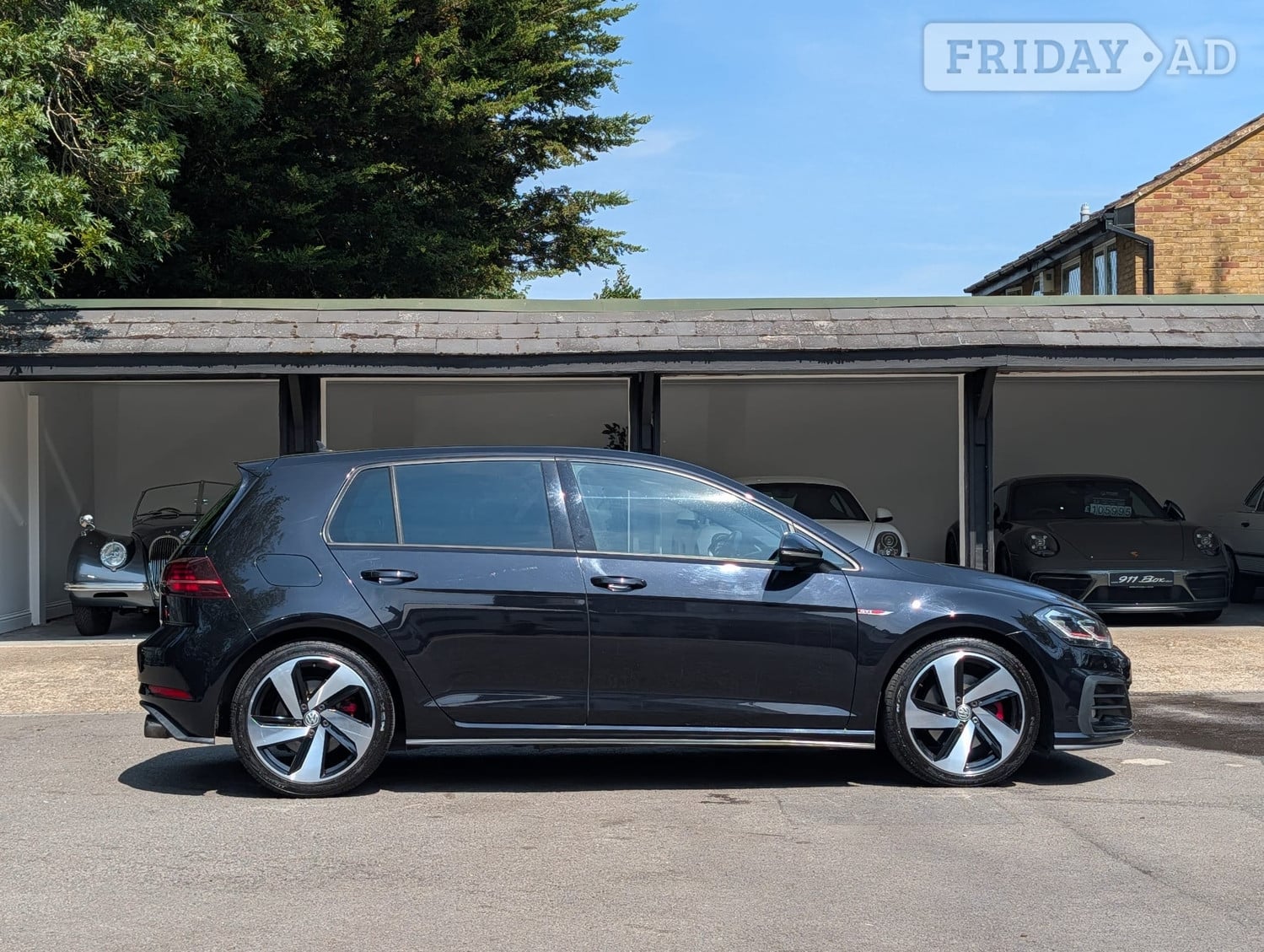 [ berth ]Volkswagen Golf