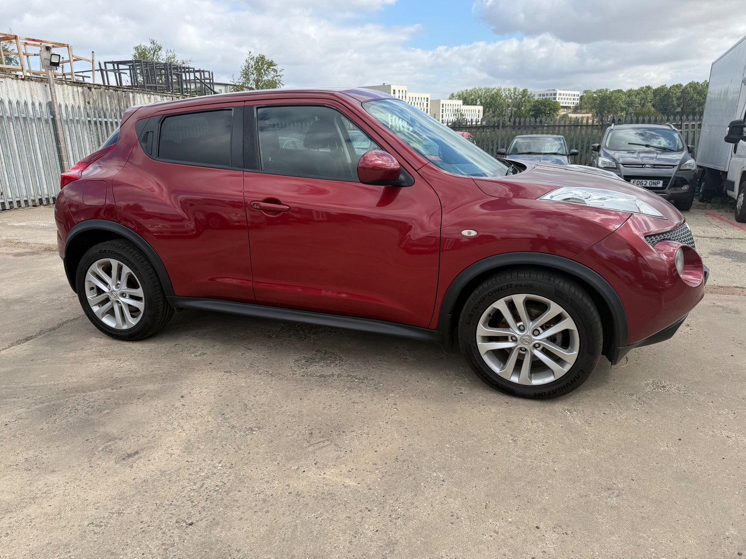 Nissan Juke 2010 - Cars