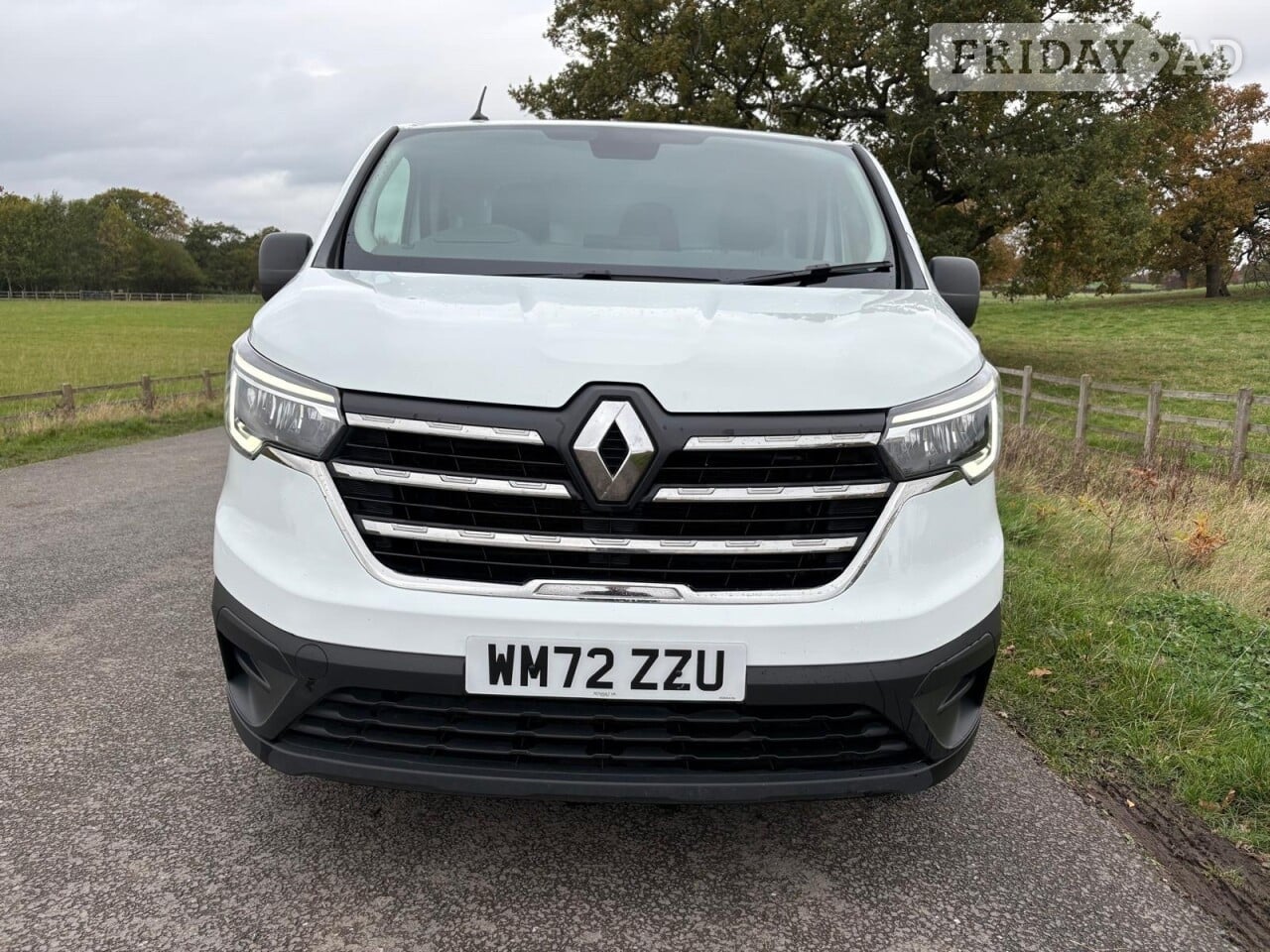 [ berth ]Renault Trafic
