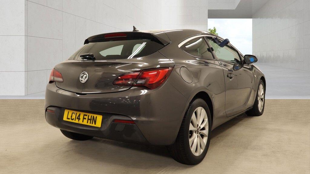 Vauxhall Astra 2014 - Cars in Winchester