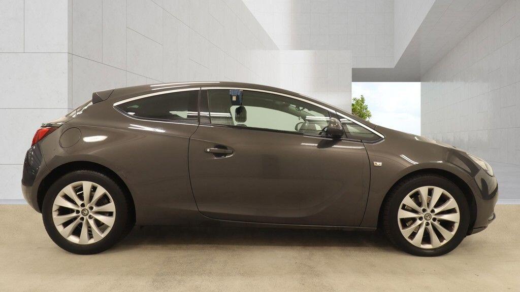 Vauxhall Astra 2014 - Cars