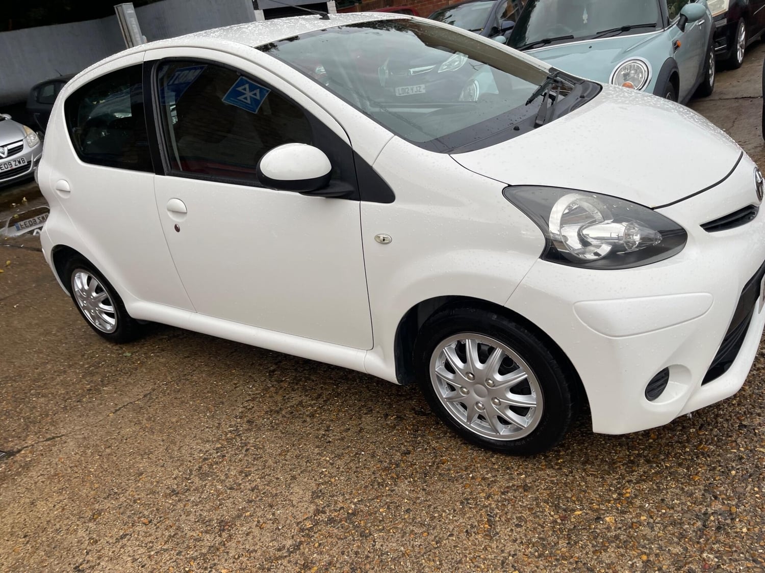 Toyota Aygo 2013 - Cars