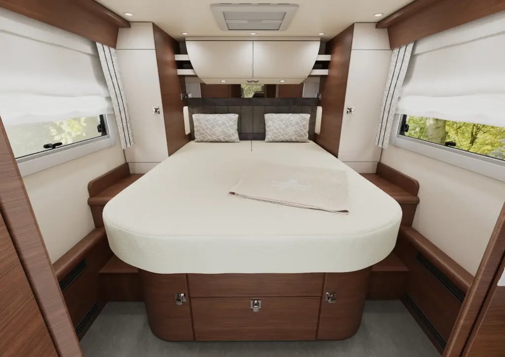 [4 berth ]Carthago Chic C-Line I 5.0 QB L