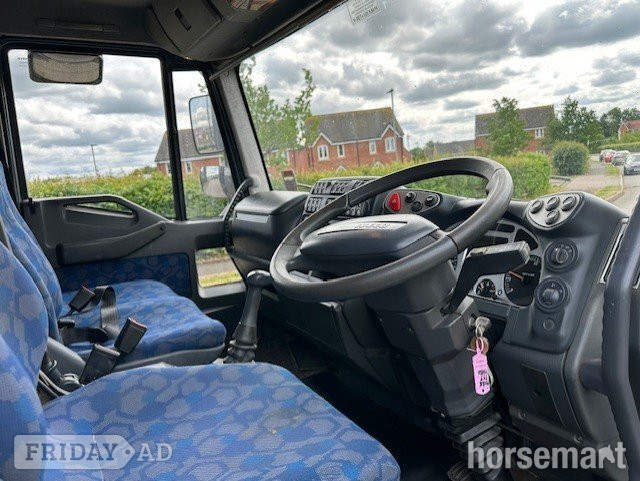 Peper Harow  Iveco Horsebox - Trailers & Horseboxes in Banbury