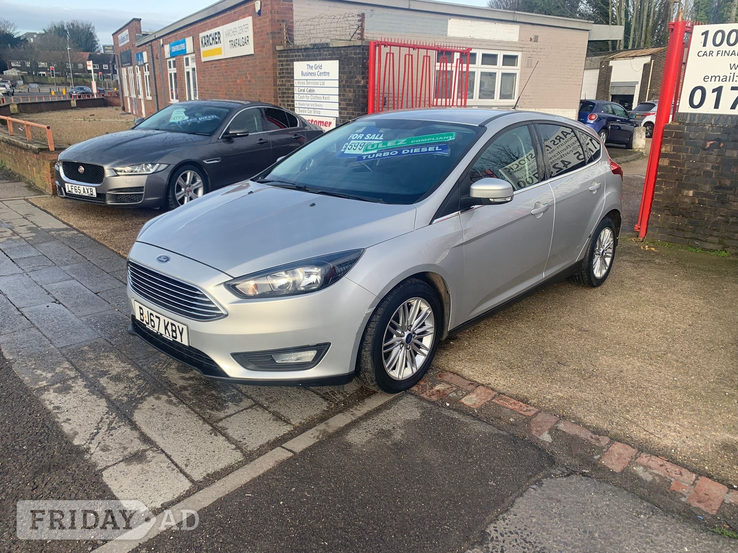 [ berth ]Ford Focus