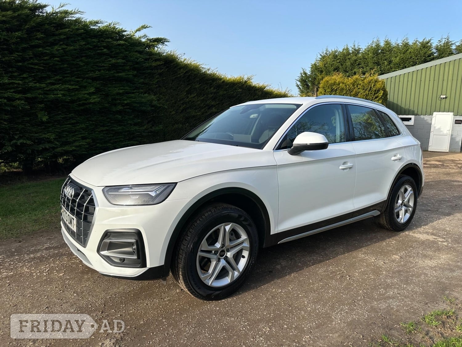 Audi Q5 2023 in Westerham